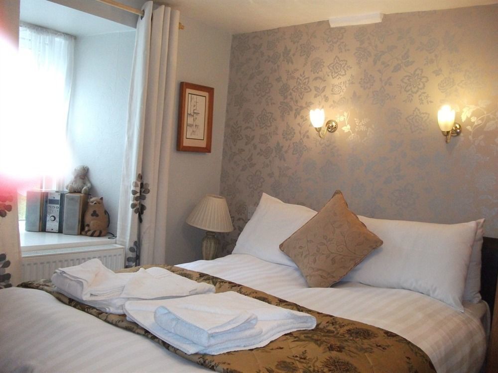 Cambridge House (Adults Only) Hotel Уиндермер Екстериор снимка